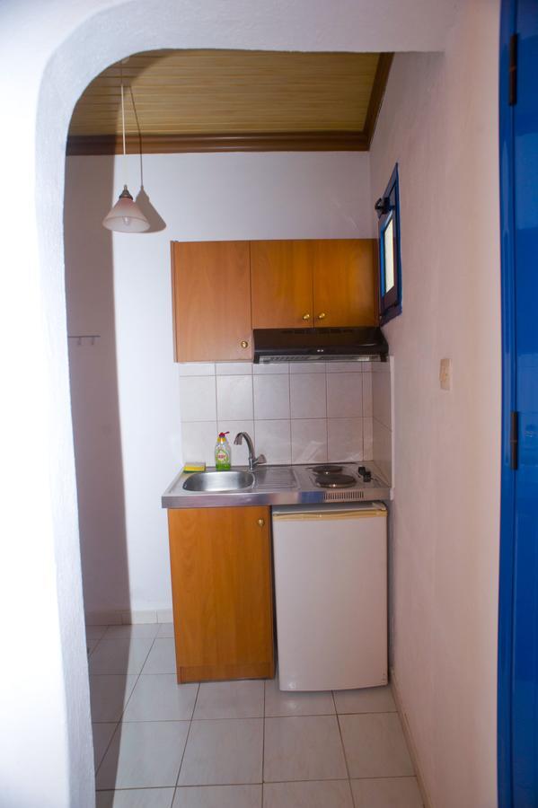 Studios Ntina Aliki  Luaran gambar