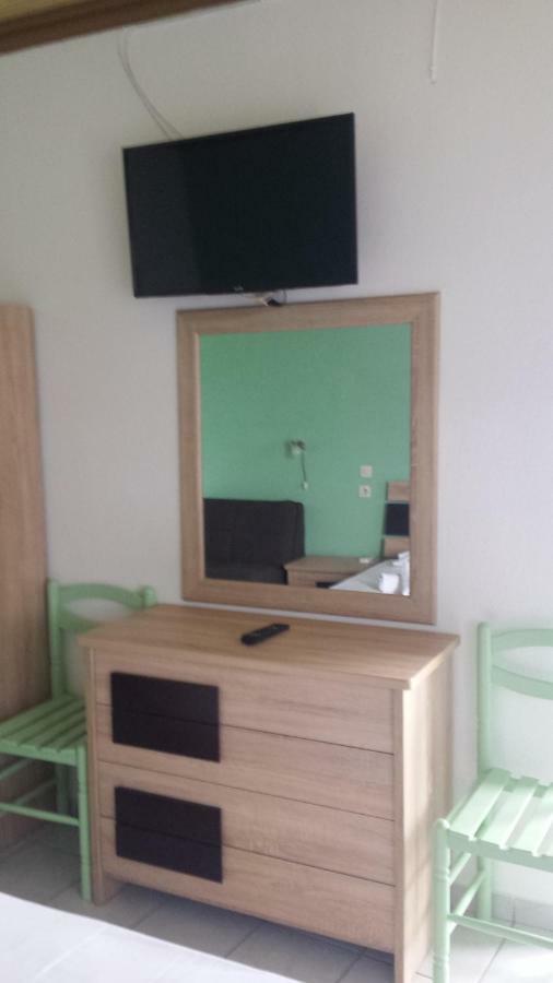 Studios Ntina Aliki  Luaran gambar